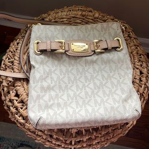 Michael Kors crossbody